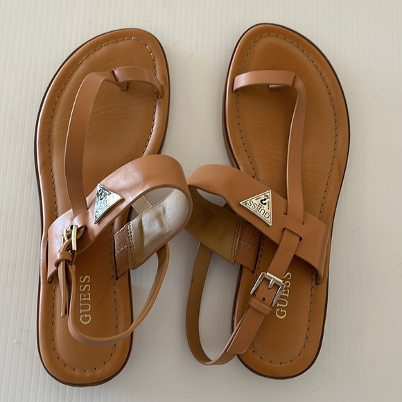 Guess Saddle Geesa Round-Toe Slip-On Slingback Toe-Loop Strap Sandal W 7 1/2 - Picture 2 of 10